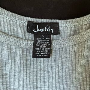 Justify Ribbed Crewneck Top - Heather Gray